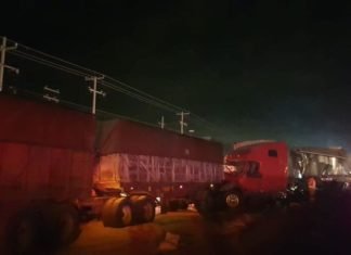 Se registra aparatoso accidente en carretera Celaya-Querétaro