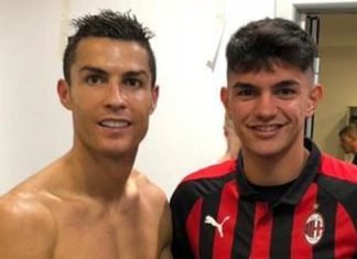 El futbolista Giorgio Chiellini desnudo por culpa de Cristiano Ronaldo