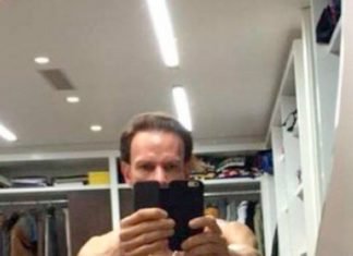 A zague ya le gustó mostrar su pajarito «impresionante»