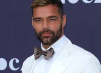 Ricky Martin presume su ‘pack’ en redes