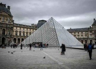 Cierran el museo de Louvre en París debido al coronavirus