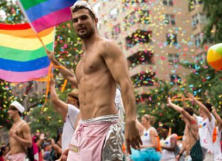 ¿Cómo unirte a la marcha digital nacional del Día del Orgullo LGBT+?