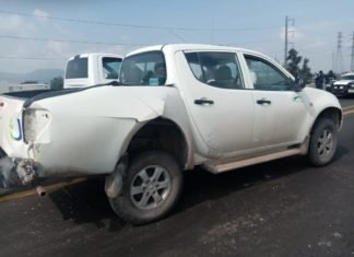 Cuatro lesionados tras accidente con vehículo oficial
