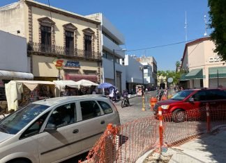 ABREN POR TRAMOS CALLES DEL CENTRO DONDE SE REALIZAN OBRAS