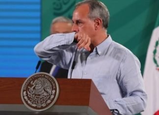 López-Gatell, con gripe, tos y sin cubrebocas en la ‘mañanera’