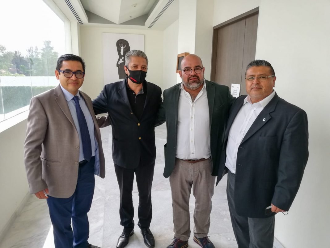 281E8099-6CA3-4DA3-9B13-669A640AD5EC