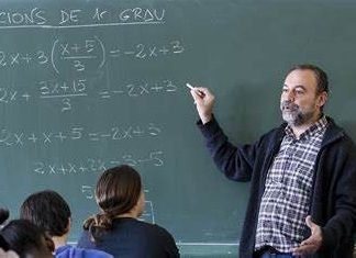 AMLO anunció aumento de salario para docentes: “Ningún maestro ganará menos de 16 mil pesos mensuales”