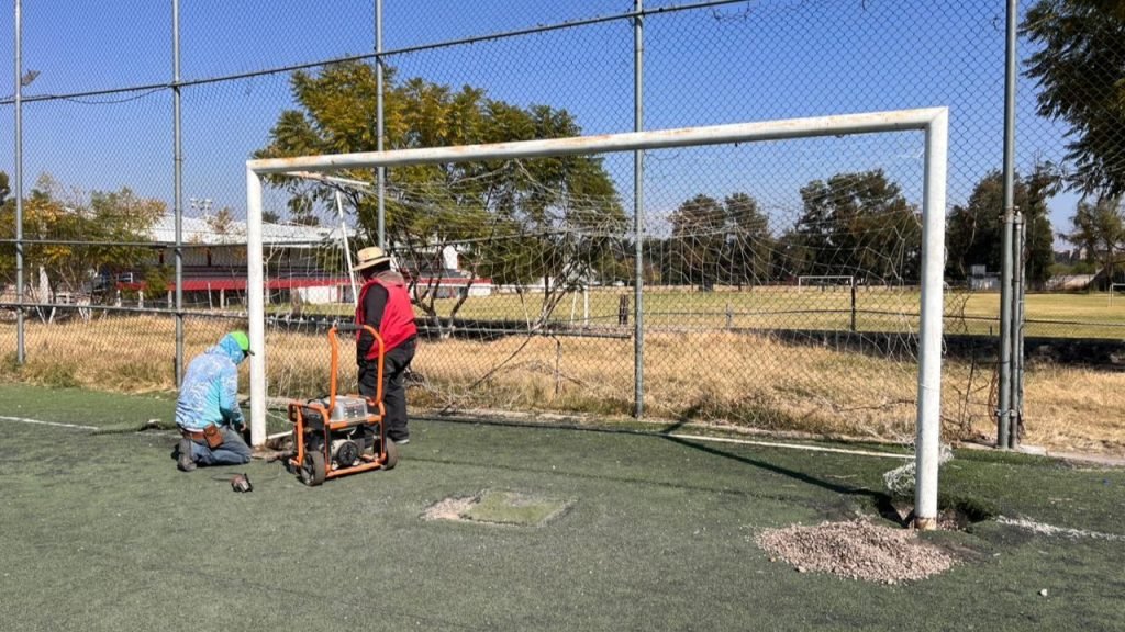 Arranca rehabilitación en la cancha de fútbol 7 de la Unidad Deportiva ...