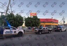 Ejecutan a un hombre en estacionamiento de tienda de autoservicio en el bulevar Posadas Ocampo