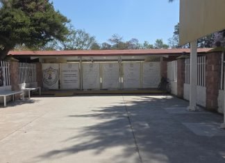 Meten machete a secundaria y agreden a estudiante