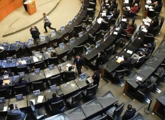 11 legisladores de la 4T piden licencia para ir por gubernaturas en 2027