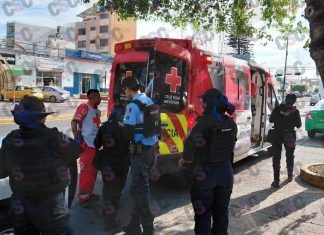 Intentan asaltar a taxista y lo hieren
