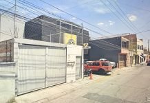 En Celaya: Roban un auto, los persiguen, se esconden en un gimnasio y los detienen