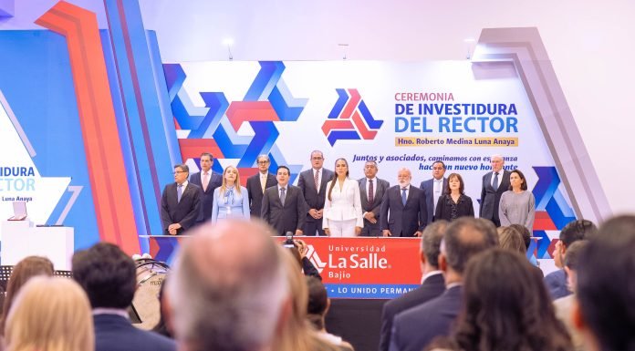 Refrenda Libia Dennise respaldo a la comunidad Lasallista durante Ceremonia de Investidura del Nuevo Rector de la Universidad La Salle Bajío