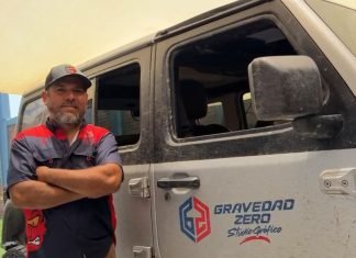 Mauricio, el héroe que reconocieron por ayudar en rescate de autos varados tras lluvia torrencial