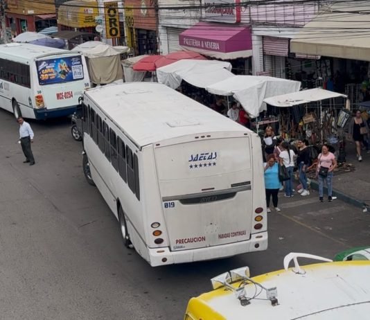 Rechaza Alcalde aumento al transporte