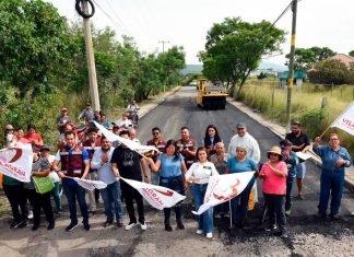 Inician trabajos de rehabilitación en camino a comunidad El Chinaco de Villagrán