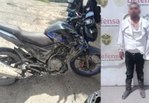 Demandan por robo a detenido que participó en riña y huyó con patrulla